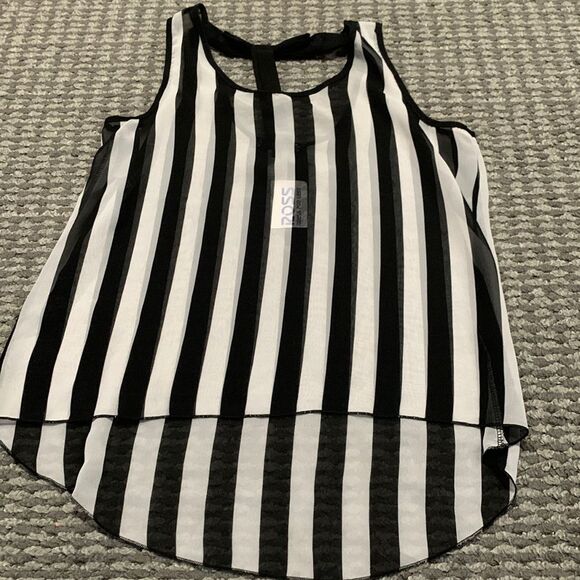 Woman’s Dressy Tank Top sz Large - Picture 1 of 1